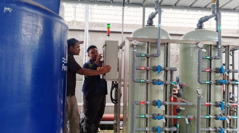 Weekly Service & Maintenance